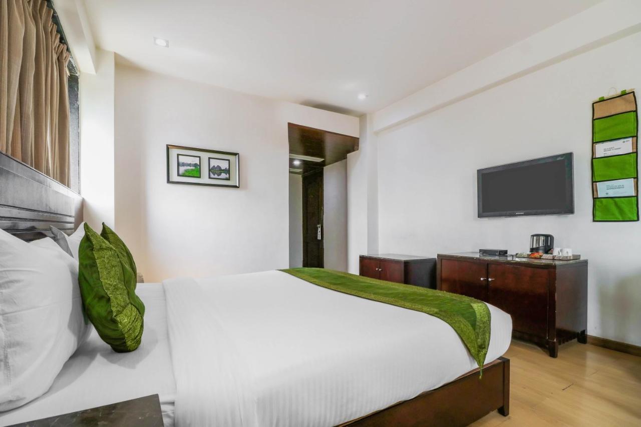 Treebo Trend Hotel Parker Ахмедабад Екстериор снимка